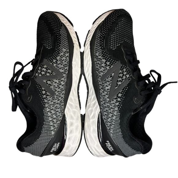 New Balance Women's black and white Competition Running Shoes sneakers - Picture 4 of 12